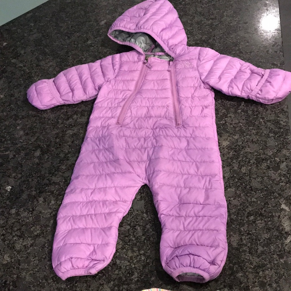 LL Bean Bunting/Snow Suit, Size 0-3M but runs BIG